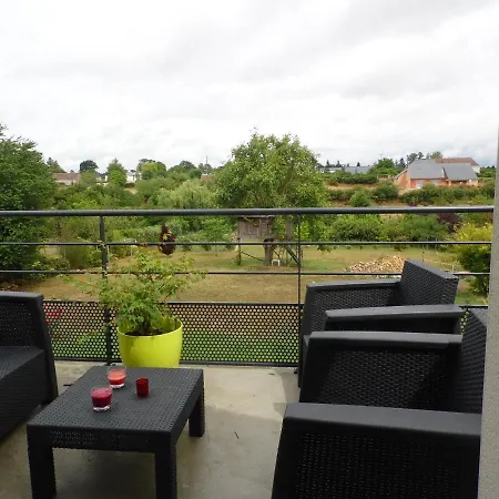Au Parfum Des Lavandes Bed & Breakfast Precigne